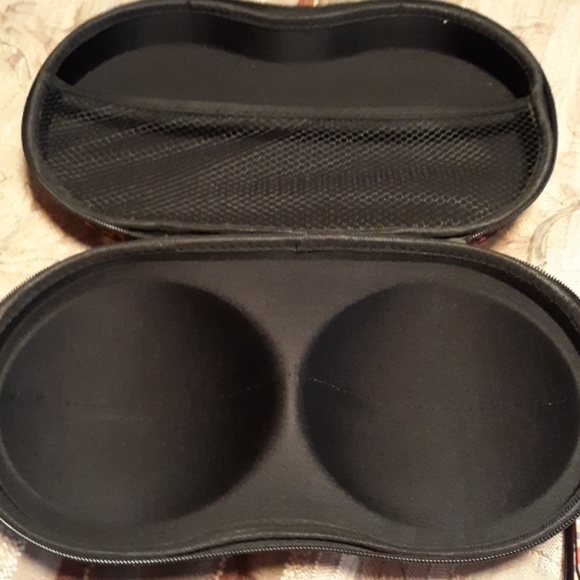 Bra travel case - Picture 2 of 2